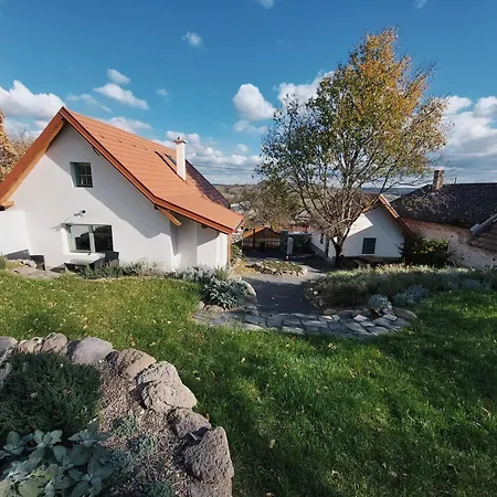 Nalam Alszol Vendeghaz