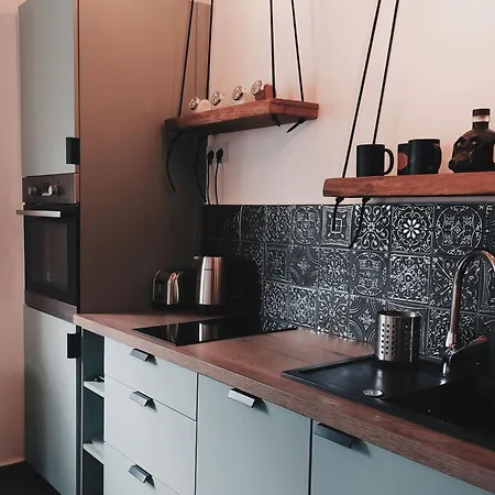 Nalam Alszol Vendeghaz 아파트